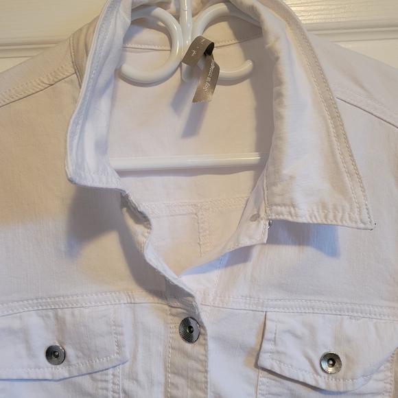 Penningtons Joie half sleeve white denim jacket - Picture 7 of 15